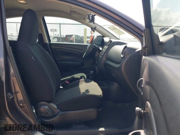2015 Nissan Versa SV with VIN 3N1CN7AP8FL816679, listed as a IAAI auction lot 42081258 with 122,191 mi miles. Bid and sale history available at carsss.com. Image 5.