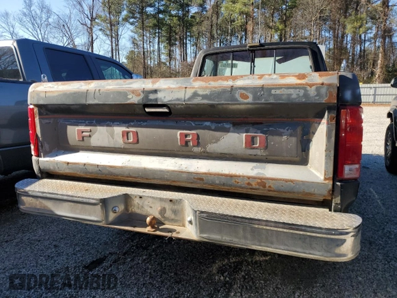 1986 Ford F-150 with VIN 1FTEF14N1GNB28177, listed as a Copart auction lot 86916464 with 53,181 mi miles and Salvage Title. Bid and sale history available at carsss.com. Image 10.