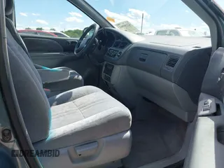 2002 Toyota Sienna LE with VIN 4T3ZF13C62U479542, listed as a IAAI auction lot 42295904 with 199,041 mi miles and . Bid and sale history available at DreamBid. Image 5.