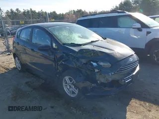 2018 Ford Fiesta SE z VIN 3FADP4EJ0JM101811, wystawiony jako IAAI lot #41992302 z przebiegiem 91 505 mil mil oraz . Historia ofert i sprzedaży dostępna na DreamBid. Obrazek 1.