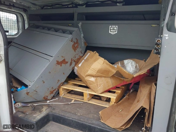 2016 Ford Transit Cargo Van with VIN 1FTYE1YMXGKB48964, listed as a IAAI auction lot 41227860 with 1 mi miles. Bid and sale history available at carsss.com. Image 8.