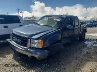 2007 GMC Sierra 1500 SLT с VIN 2GTEK13M771656098, выставлен на аукционе Copart как лот 49251685 с пробегом Не указан миль и Списание • Salvage title. История ставок и продаж доступна на DreamBid. Изображение 1.