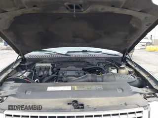 2005 Ford Expedition Eddie Bauer с VIN 1FMPU17515LA76824, выставлен на аукционе IAAI как лот 42533604 с пробегом 196 758 миль миль и . История ставок и продаж доступна на DreamBid. Изображение 10.