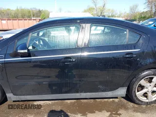 2013 Chevrolet Volt with VIN 1G1RD6E49DU138654, listed as a IAAI auction lot 42022259 with 114,125 mi miles and . Bid and sale history available at carsss.com. Image 15.