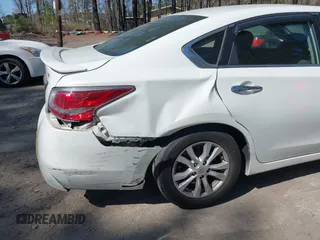 2014 Nissan Altima S with VIN 1N4AL3AP8EN383811, listed as a IAAI auction lot 41897220 with 109,839 mi miles and . Bid and sale history available at DreamBid. Image 6.