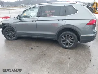2022 Volkswagen Tiguan SE with VIN 3VV3B7AX3NM036590, listed as a IAAI auction lot 41463528 with 86,290 mi miles. Bid and sale history available at carsss.com. Image 3.