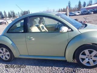 2007 Volkswagen New Beetle Coupe with VIN 3VWRW31C97M519598, listed as a IAAI auction lot 41546315 with 120,216 mi miles. Bid and sale history available at carsss.com. Image 14.