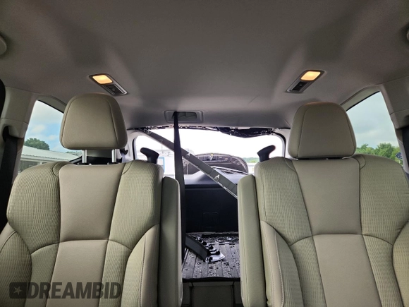 2023 Subaru Ascent Premium with VIN 4S4WMAED7P3406376, listed as a Copart auction lot 62098885 with 35,348 mi miles and Salvage title. Bid and sale history available at DreamBid. Image 10.