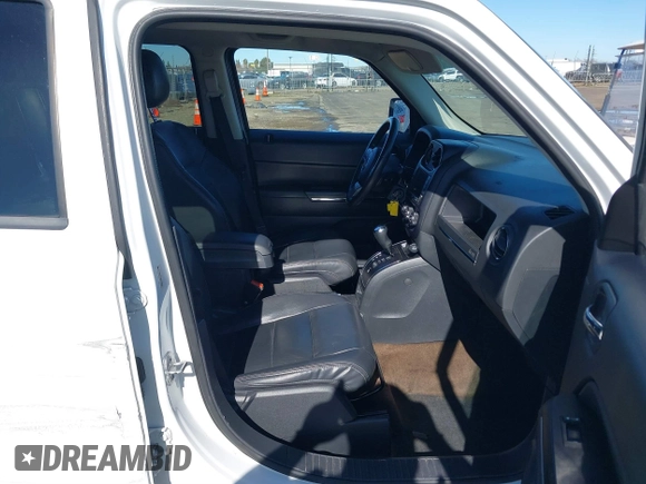 2014 Jeep Patriot Limited z VIN 1C4NJPCB6ED843953, wystawiony jako IAAI lot #41515657 z przebiegiem 103 242 mil mil oraz . Historia ofert i sprzedaży dostępna na DreamBid. Obrazek 5.