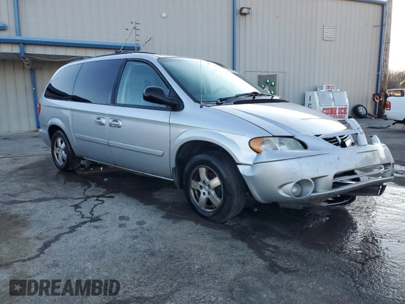 2007 Dodge Grand Caravan SXT with VIN 2D4GP44L97R146471, listed as a Copart auction lot 42560445 with 267,329 mi miles and Clean Title. Bid and sale history available at DreamBid. Image 4.