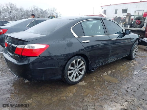 2015 Honda Accord Sedan Sport with VIN 1HGCR2F5XFA273999, listed as a IAAI auction lot 41534187 with 149,855 mi miles. Bid and sale history available at carsss.com. Image 4.