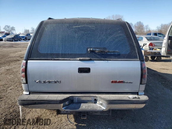 1993 GMC Yukon with VIN 1GKEK18K3PJ741909, listed as a Copart auction lot 46118535 with 241,936 mi miles and Clean Title. Bid and sale history available at carsss.com. Image 6.