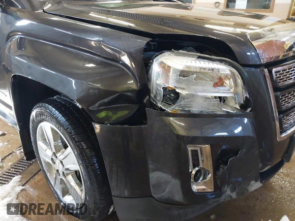 2015 GMC Terrain SLT with VIN 2GKFLXEK2F6249764, listed as a IAAI auction lot 41621623 with 146,656 mi miles and . Bid and sale history available at carsss.com. Image 6.