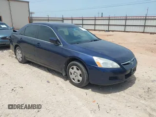 2007 Honda Accord LX z VIN 1HGCM56477A007641, wystawiony jako IAAI lot #42391611 z przebiegiem 191 325 mil mil oraz . Historia ofert i sprzedaży dostępna na DreamBid. Obrazek 1.