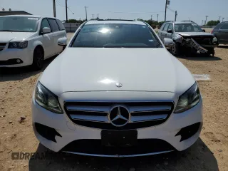 2017 Mercedes-Benz E 300 Luxury with VIN WDDZF4KB5HA041036, listed as a Copart auction lot 53198655 with 105,824 mi miles and Clean title. Bid and sale history available at DreamBid. Image 5.