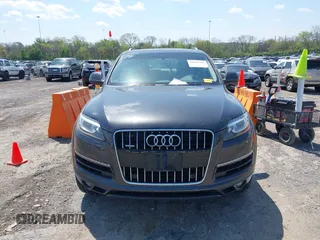 2014 Audi Q7 Premium Plus with VIN WA1LMAFE5ED020880, listed as a IAAI auction lot 42010201 with 123,384 mi miles and . Bid and sale history available at DreamBid. Image 12.