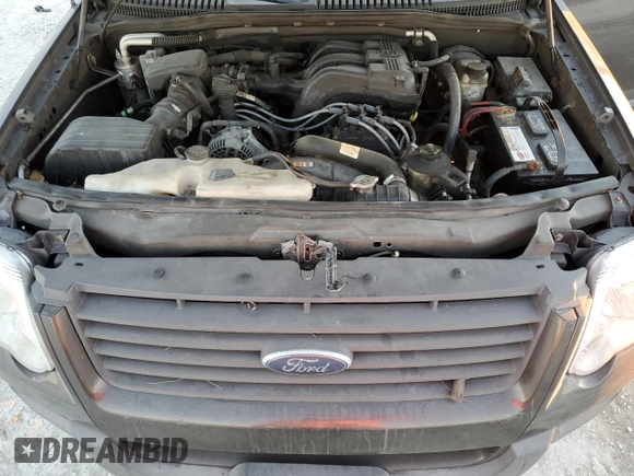 2006 Ford Explorer XLS with VIN 1FMEU62E36UA39653, listed as a Copart auction lot 87682225 with Not Provided miles and Non Repairable. Bid and sale history available at carsss.com. Image 12.