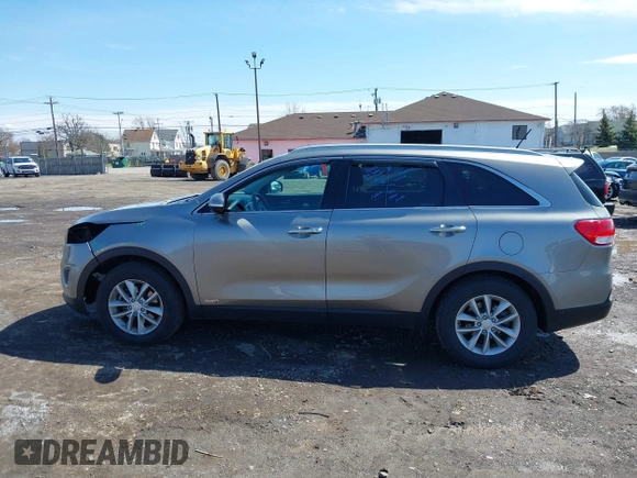 2017 Kia Sorento LX with VIN 5XYPGDA33HG320641, listed as a IAAI auction lot 41971820 with 65,838 mi miles. Bid and sale history available at carsss.com. Image 14.