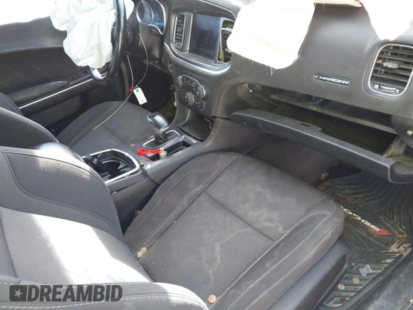 2018 Dodge Charger SXT Plus with VIN 2C3CDXHG0JH234684, listed as a IAAI auction lot 40981415 with Not Provided miles and . Bid and sale history available at DreamBid. Image 5.