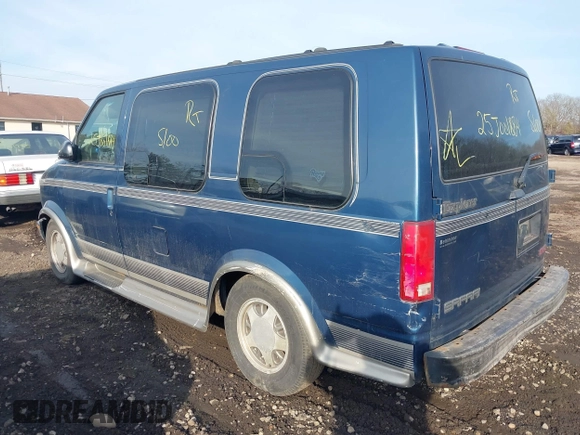 2002 GMC Safari z VIN 1GDDM19X22B514706, wystawiony jako IAAI lot #41647881 z przebiegiem Nie podano mil oraz . Historia ofert i sprzedaży dostępna na DreamBid. Obrazek 3.