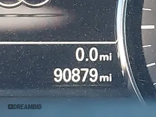 2017 Audi A8 с VIN WAU44AFD4HN012783, выставлен на аукционе IAAI как лот 41303322 с пробегом 90 879 миль миль и . История ставок и продаж доступна на DreamBid. Изображение 15.