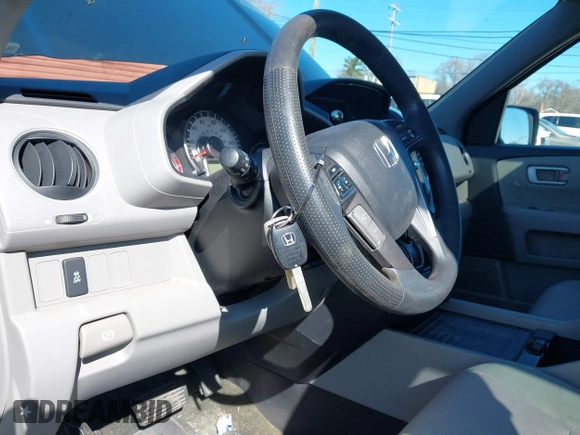 2015 Honda Pilot SE with VIN 5FNYF4H34FB025193, listed as a IAAI auction lot 41986489 with 130,102 mi miles and . Bid and sale history available at DreamBid. Image 11.