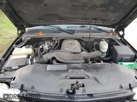 2006 Chevrolet Suburban Z71 with VIN 3GNFK16Z16G133085, listed as a Copart auction lot 80143244 with 0 mi miles and Salvage Title. Bid and sale history available at carsss.com. Image 12.