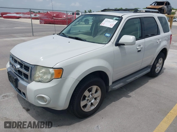 2011 Ford Escape Limited с VIN 1FMCU0E73BKB13113, выставлен на аукционе IAAI как лот 42556231 с пробегом 183 491 миль миль и . История ставок и продаж доступна на DreamBid. Изображение 2.