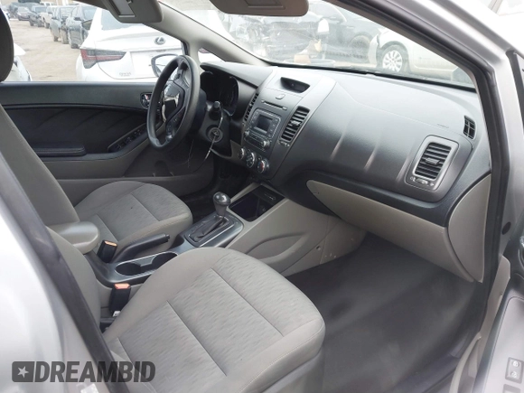 2015 Kia Forte LX with VIN KNAFK4A69F5388109, listed as a IAAI auction lot 41613274 with 97,214 mi miles. Bid and sale history available at carsss.com. Image 5.