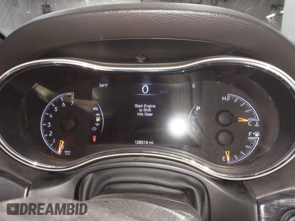 2014 Jeep Grand Cherokee Laredo with VIN 1C4RJFAG4EC186926, listed as a IAAI auction lot 41745168 with 128,519 mi miles. Bid and sale history available at carsss.com. Image 7.