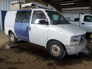 2000 GMC Safari Cargo with VIN 1GTDM19W4YB505655, listed as a Copart auction lot 43853795 with Not Provided miles and Salvage Title. Bid and sale history available at carsss.com. Image 4.
