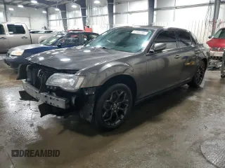 2019 Chrysler 300 with VIN 2C3CCAGGXKH631497, listed as a Copart auction lot 47580165 with 87,297 mi miles and Salvage Title. Bid and sale history available at carsss.com. Image 1.