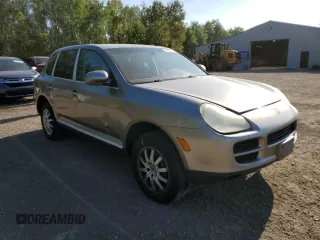 2004 Porsche Cayenne with VIN WP1AA29P24L003091, listed as a Copart auction lot 68691604 with 329,920 mi miles and Clean Title. Bid and sale history available at carsss.com. Image 4.