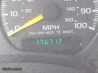 2000 Chevrolet S-10 LS with VIN 1GCCS19W3Y8111269, listed as a IAAI auction lot 42087682 with 176,712 mi miles. Bid and sale history available at carsss.com. Image 12.