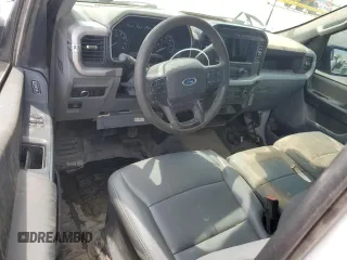 2022 Ford F-150 XL with VIN 1FTMF1EB2NKE16983, listed as a Copart auction lot 60933255 with Not provided miles and Salvage title. Bid and sale history available at DreamBid. Image 8.