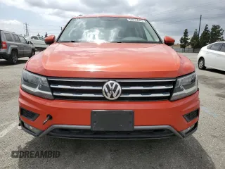 2018 Volkswagen Tiguan SEL with VIN 3VV3B7AX8JM083219, listed as a Copart auction lot 54275945 with 59,780 mi miles and Salvage title. Bid and sale history available at DreamBid. Image 5.