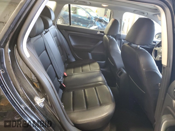 2013 Volkswagen Jetta SportWagen S with VIN 3VWPP7AJ2DM640379, listed as a Copart auction lot 52508435 with 161,789 mi miles and Non Repairable. Bid and sale history available at carsss.com. Image 10.