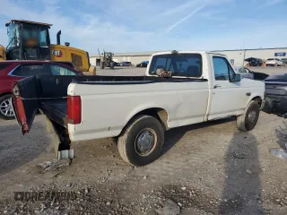 1993 Ford F-250 with VIN 1FTEF25Y6PNA82649, listed as a Copart auction lot 45395875 with 243,272 mi miles and Salvage Title. Bid and sale history available at carsss.com. Image 3.