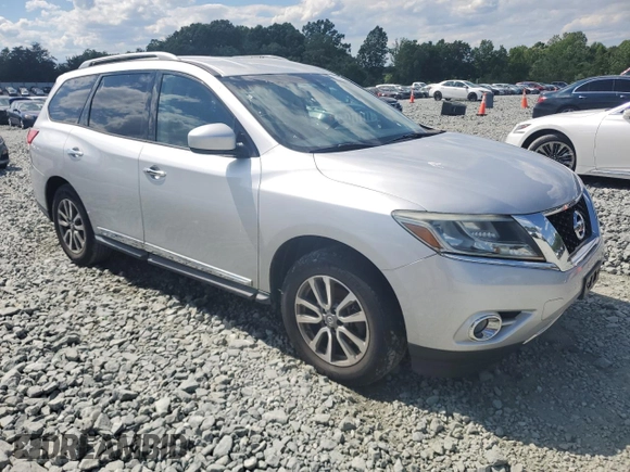 2013 Nissan Pathfinder Platinum z VIN 5N1AR2MM4DC635712, wystawiony jako Copart lot #55966005 z przebiegiem 211 309 mil mil oraz Czysty tytuł • Clean title. Historia ofert i sprzedaży dostępna na DreamBid. Obrazek 4.