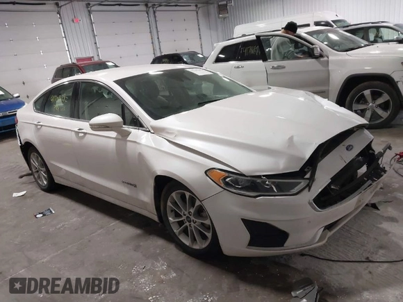 2019 Ford Fusion Hybrid SEL with VIN 3FA6P0MU8KR272811, listed as a IAAI auction lot 41705282 with 56,565 mi miles. Bid and sale history available at carsss.com. Image 1.