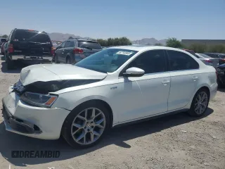 2013 Volkswagen Jetta Hybrid SEL Premium z VIN 3VW637AJ5DM292424, wystawiony jako Copart lot #62792805 z przebiegiem 144 119 mil mil oraz Szkoda całkowita • Salvage title. Historia ofert i sprzedaży dostępna na DreamBid. Obrazek 1.