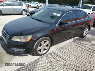 2015 Volkswagen Passat Limited Edition with VIN 1VWAS7A34FC095070, listed as a Copart auction lot 61305225 with 107,527 mi miles and Clean title. Bid and sale history available at DreamBid. Image 1.