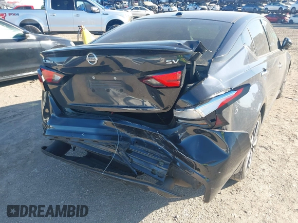 2019 Nissan Altima 2.5 SV with VIN 1N4BL4DV9KC117080, listed as a IAAI auction lot 41827686 with 84,228 mi miles. Bid and sale history available at carsss.com. Image 6.