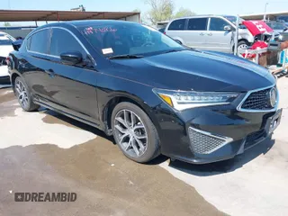 2019 Acura ILX w/Premium Pkg with VIN 19UDE2F70KA008102, listed as a IAAI auction lot 41974086 with 134,589 mi miles. Bid and sale history available at carsss.com. Image 1.