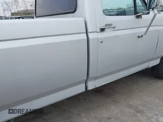 1991 Ford F-150 Special with VIN 2FTEF15Y7MCB07571, listed as a IAAI auction lot 42112922 with 75,013 mi miles. Bid and sale history available at carsss.com. Image 6.
