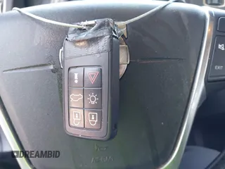 2012 Volvo S60 T5 с VIN YV1622FS6C2076723, выставлен на аукционе IAAI как лот 42125298 с пробегом 165 184 миль миль и . История ставок и продаж доступна на DreamBid. Изображение 11.