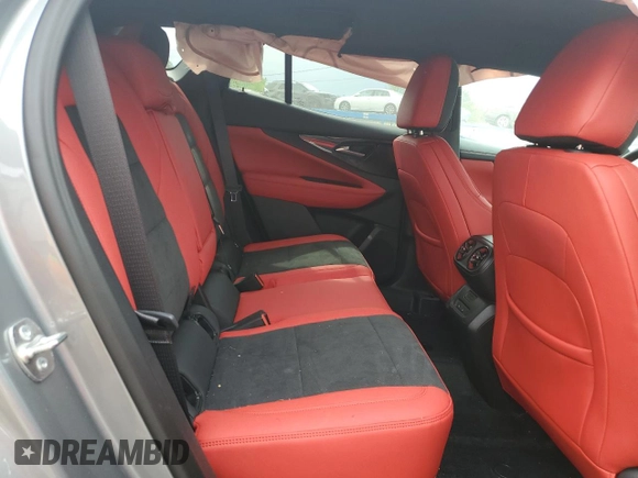 2024 Chevrolet Blazer EV eAWD RS z VIN 3GNKDCRJ9RS186595, wystawiony jako Copart lot #56853035 z przebiegiem Nie podano mil oraz Szkoda całkowita • Salvage title. Historia ofert i sprzedaży dostępna na DreamBid. Obrazek 11.