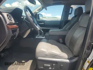 2015 Toyota Tundra Limited z VIN 5TFHY5F15FX469805, wystawiony jako Copart lot #61155305 z przebiegiem 113 159 mil mil oraz Szkoda całkowita • Salvage title. Historia ofert i sprzedaży dostępna na DreamBid. Obrazek 7.