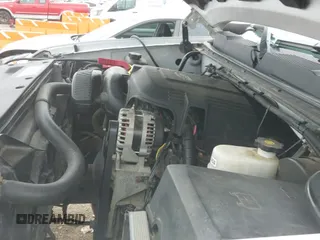2008 Chevrolet Silverado 1500 2LT with VIN 2GCEK19J181219938, listed as a IAAI auction lot 42515792 with 202,040 mi miles and . Bid and sale history available at DreamBid. Image 13.