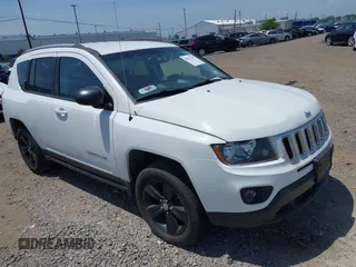 2016 Jeep Compass Sport with VIN 1C4NJDBB5GD662555, listed as a IAAI auction lot 42591297 with 82,333 mi miles and . Bid and sale history available at DreamBid. Image 1.